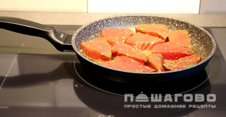 Фото приготовления рецепта: Стейк из тунца - шаг 8