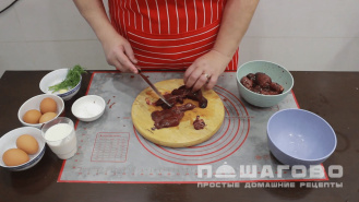 Фото приготовления рецепта: Печеночная запеканка из куриной печени в духовке - шаг 1