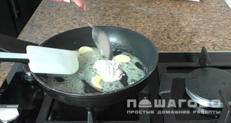 Фото приготовления рецепта: Гребешки в сливочном соусе - шаг 7