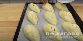 Фото приготовления рецепта: Расстегай с рыбой - шаг 10