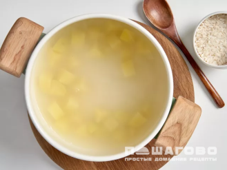 Фото приготовления рецепта: Постный харчо с аджикой и томатной пастой - шаг 2