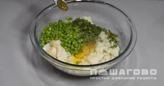 Фото приготовления рецепта: Котлеты из рыбного фарша - шаг 4