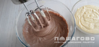 Фото приготовления рецепта: Пирог «Зебра» на кефире - шаг 6