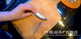 Фото приготовления рецепта: Корюшка маринованная по-питерски - шаг 1