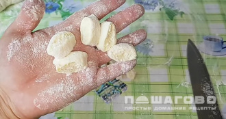 Фото приготовления рецепта: Галушки из творога - шаг 3