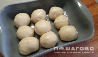 Фото приготовления рецепта: Красный борщ с пампушками - шаг 6