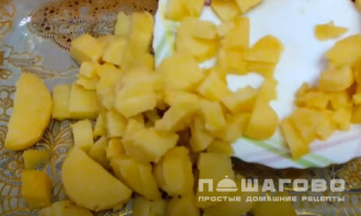 Фото приготовления рецепта: Фриттата по-испански - шаг 2