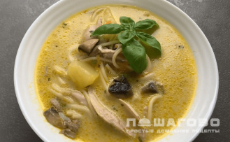 Фото приготовления рецепта: Грибной суп с мясом - шаг 5