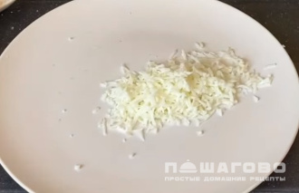 Фото приготовления рецепта: Закуска из крабовых палочек - шаг 1