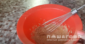 Фото приготовления рецепта: Овсяный блин с сыром - шаг 1