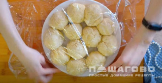 Фото приготовления рецепта: Торт «Наполеон» со сгущенным молоком - шаг 4