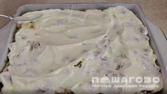 Фото приготовления рецепта: Мясо по-французски с картофелем и грибами - шаг 5
