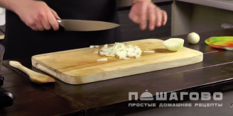 Фото приготовления рецепта: Азу из лосятины - шаг 3