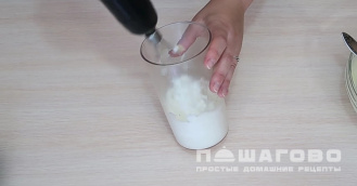 Фото приготовления рецепта: Суп с клецками на курином бульоне - шаг 5