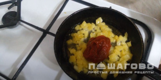 Фото приготовления рецепта: Голубцы с гречкой и куриной печенью - шаг 6