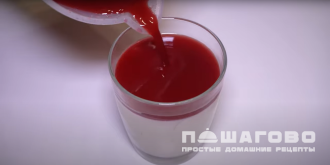 Фото приготовления рецепта: Панна-котта с вишней - шаг 15