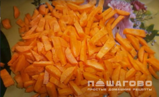 Фото приготовления рецепта: Салат из цветной капусты на зиму - шаг 2