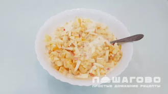Фото приготовления рецепта: Фруктовый салат в сметанном желе - шаг 6