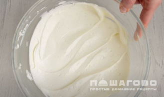 Фото приготовления рецепта: Крем чиз для торта на сливках с творожным сыром - шаг 5