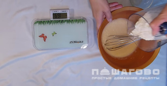 Фото приготовления рецепта: Тесто для блинов - шаг 5