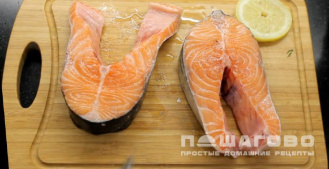 Фото приготовления рецепта: Стейк из рыбы - шаг 1