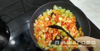 Фото приготовления рецепта: Суп из кабачков с плавленным сыром - шаг 8