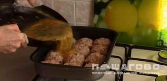 Фото приготовления рецепта: Мясные тефтели из свиного фарша - шаг 8