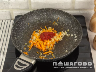 Фото приготовления рецепта: Харчо с курицей и картошкой - шаг 3