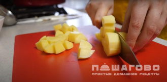 Фото приготовления рецепта: Суп из куриной грудки с вермишелью - шаг 4